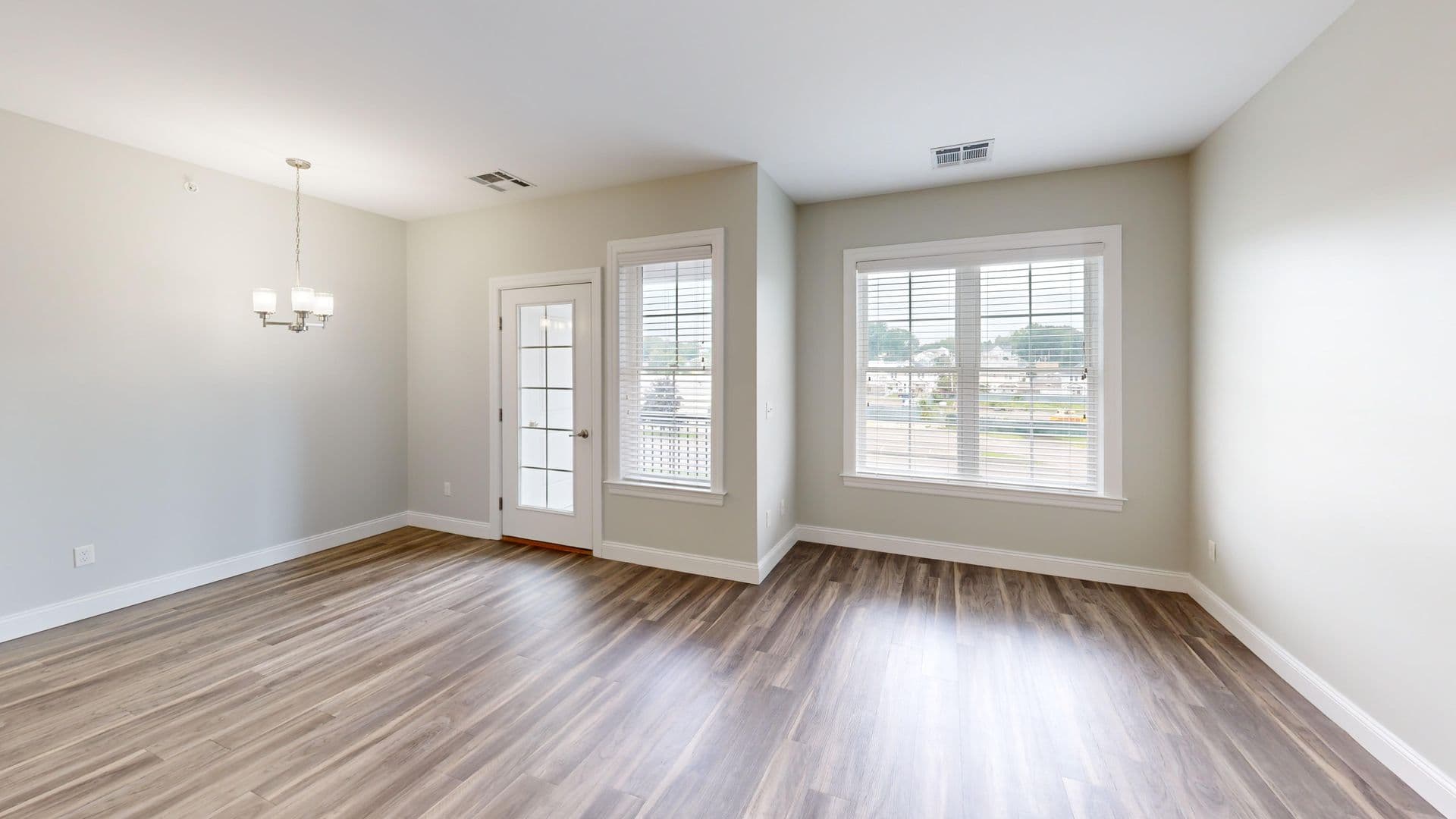 Hamden Apartment: 380 Mather St.