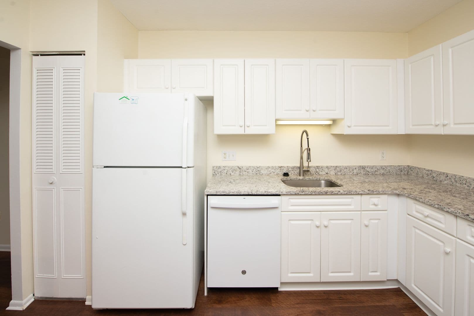 Hamden Apartment: 835-865 Mix Avenue