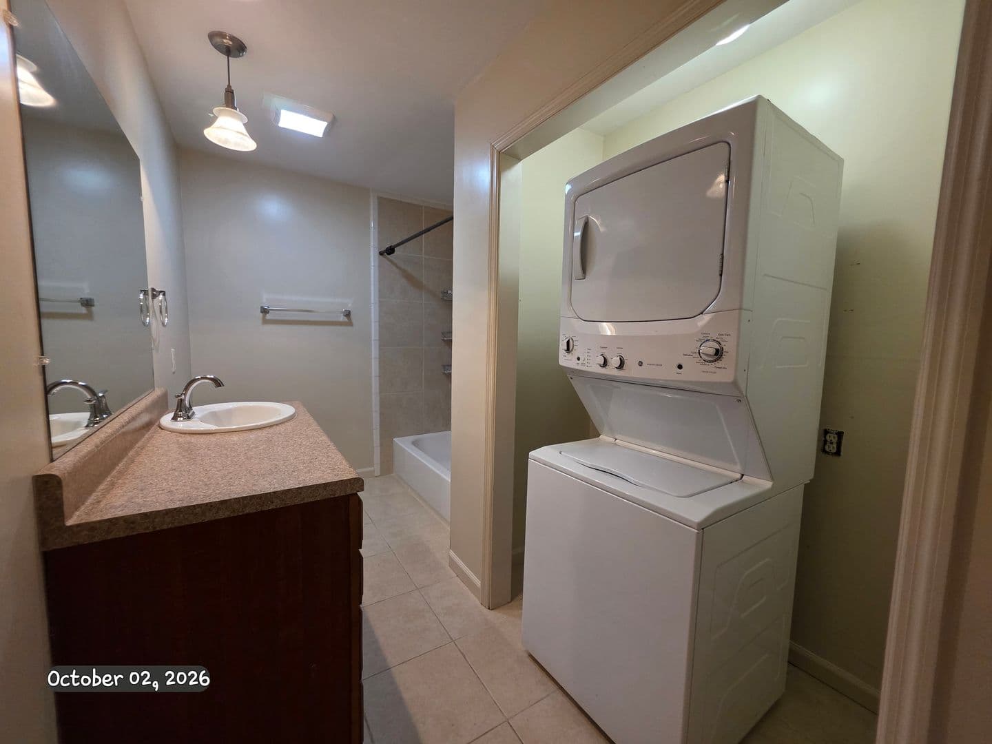 Savannah Apartment: 1102 E. 33rd St