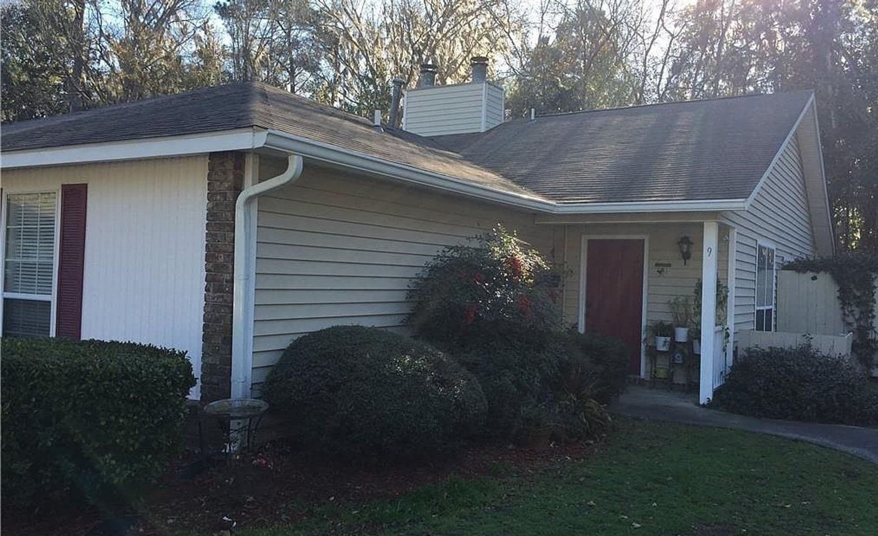 Savannah House: 1401 King George Blvd Unit 9