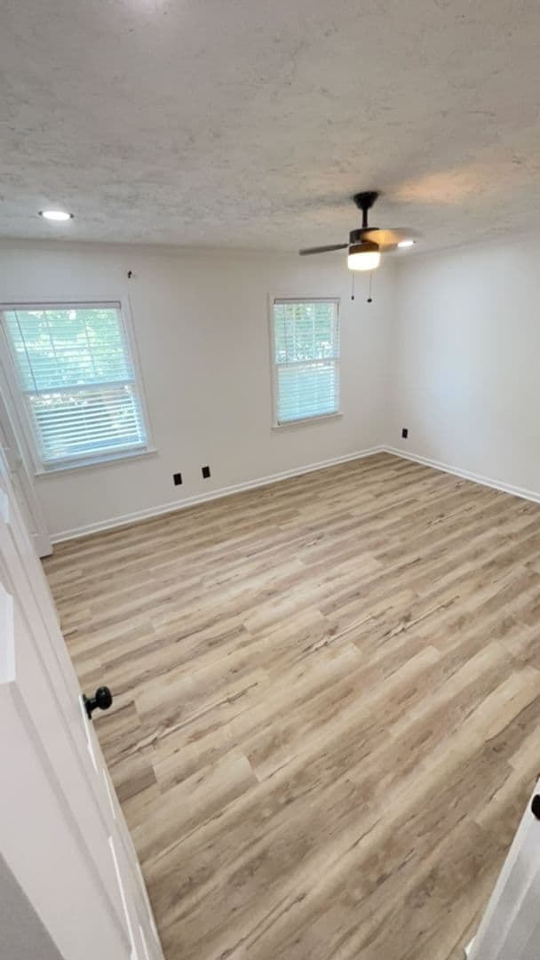 Savannah Townhome: 6501 Habersham Street