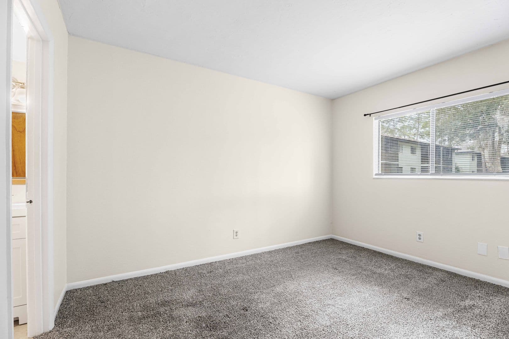 Savannah House: 12510 White Bluff Rd