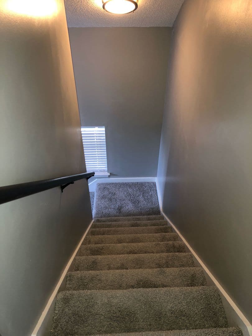 Savannah House: 118 Holland Park Circle