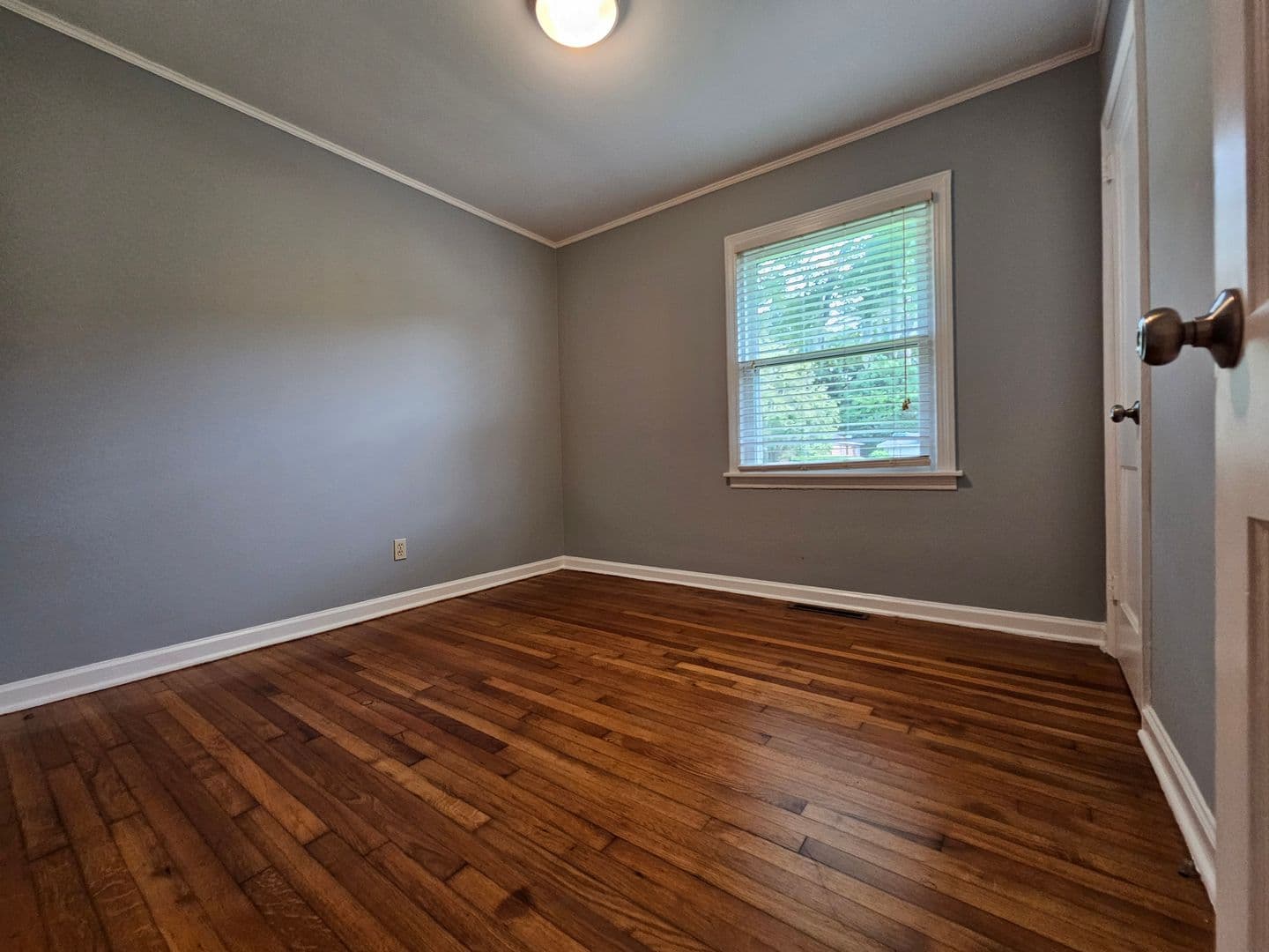 Savannah House: 303 Brandywine Rd