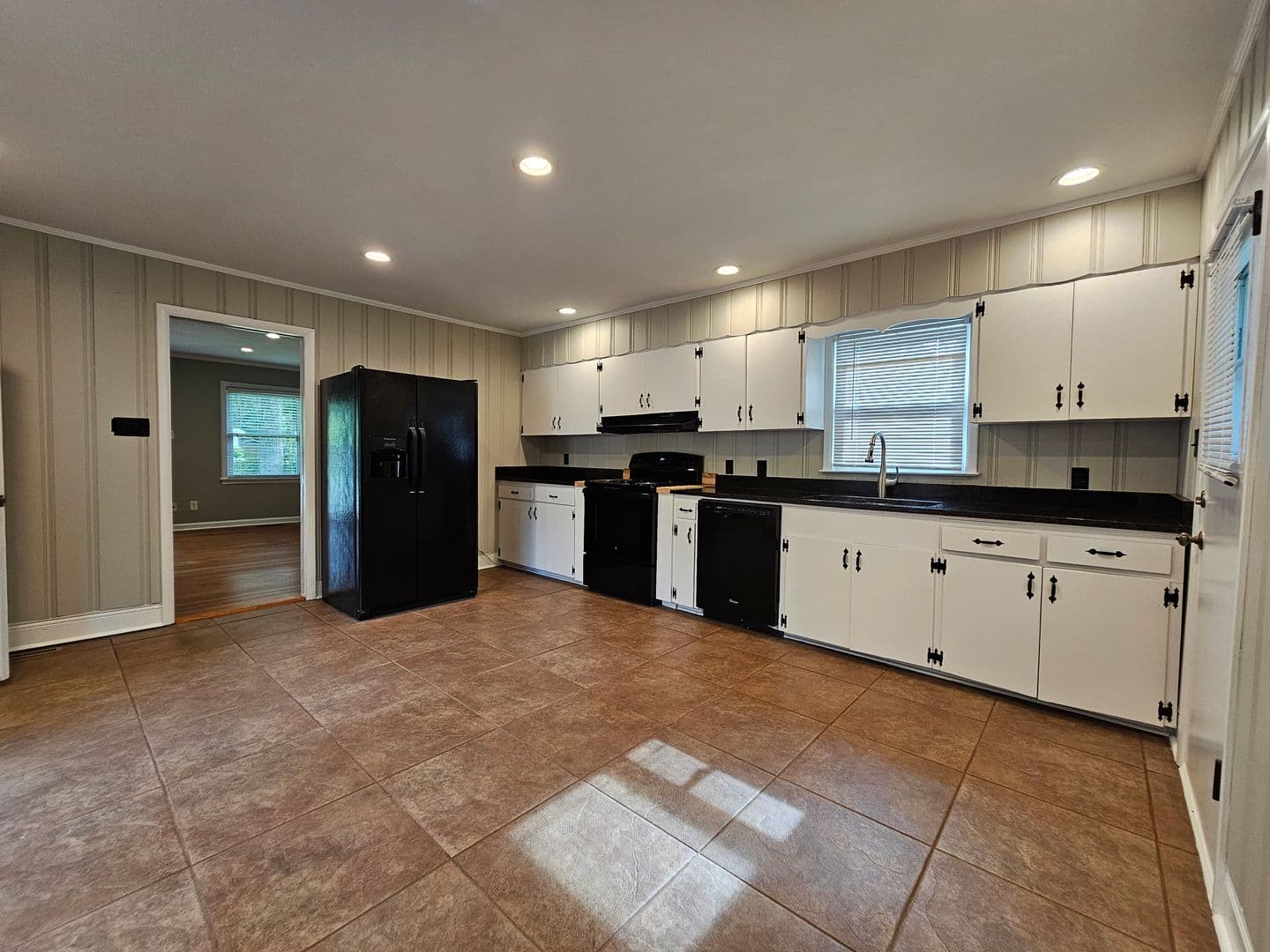 Savannah House: 303 Brandywine Rd