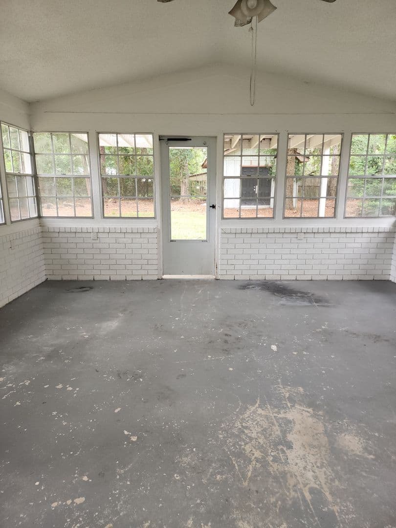 Savannah House: 1325 Whitfield Park Dr.