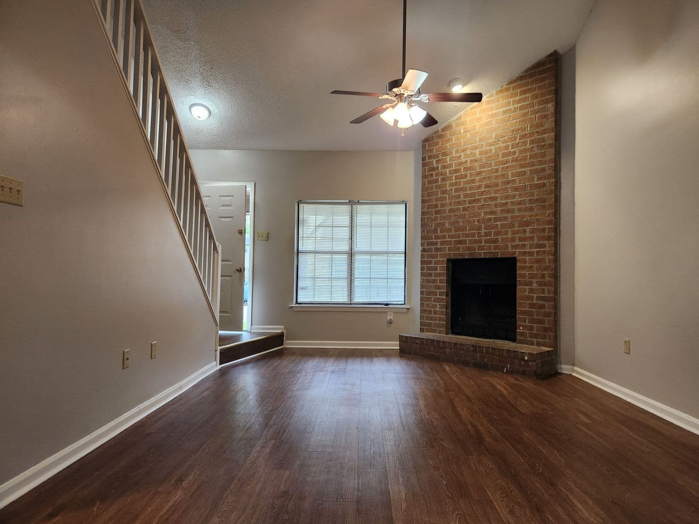 Savannah House: 140 Windmill Lane