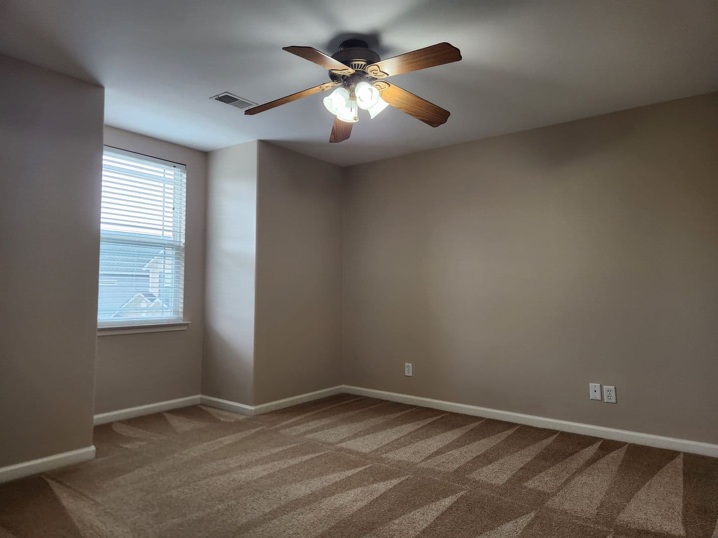 Savannah House: 1 Myrrh Circle