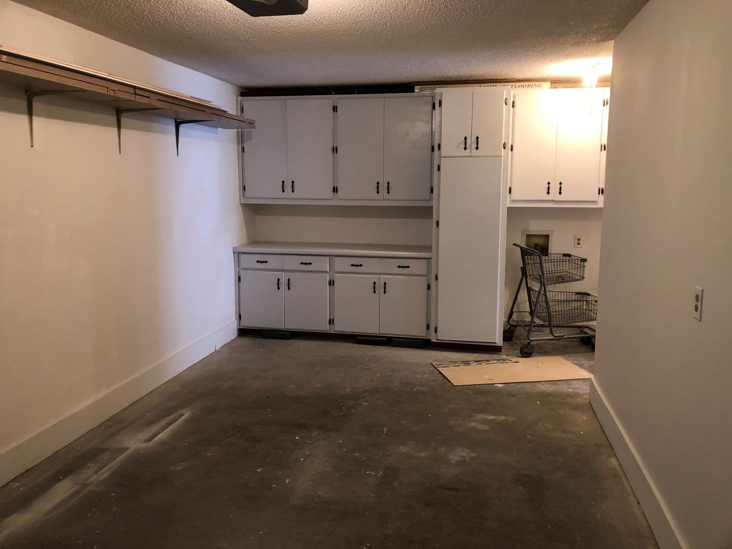 Savannah House: 118 Holland Park Circle