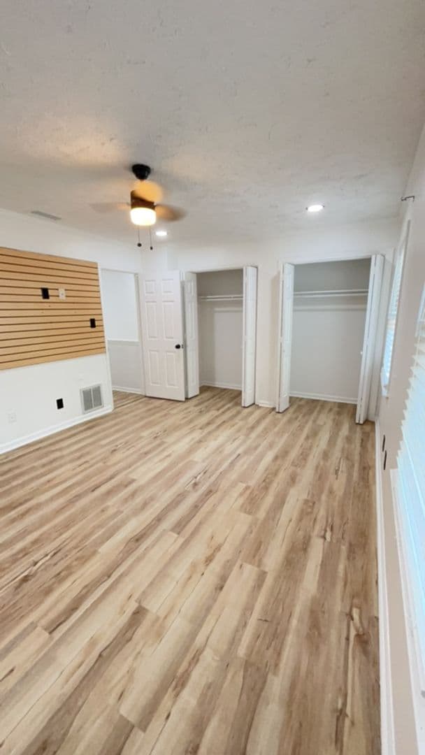 Savannah Townhome: 6501 Habersham Street