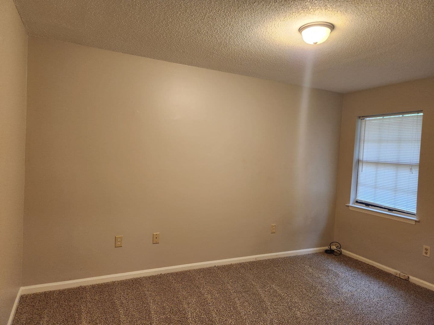 Savannah House: 140 Windmill Lane