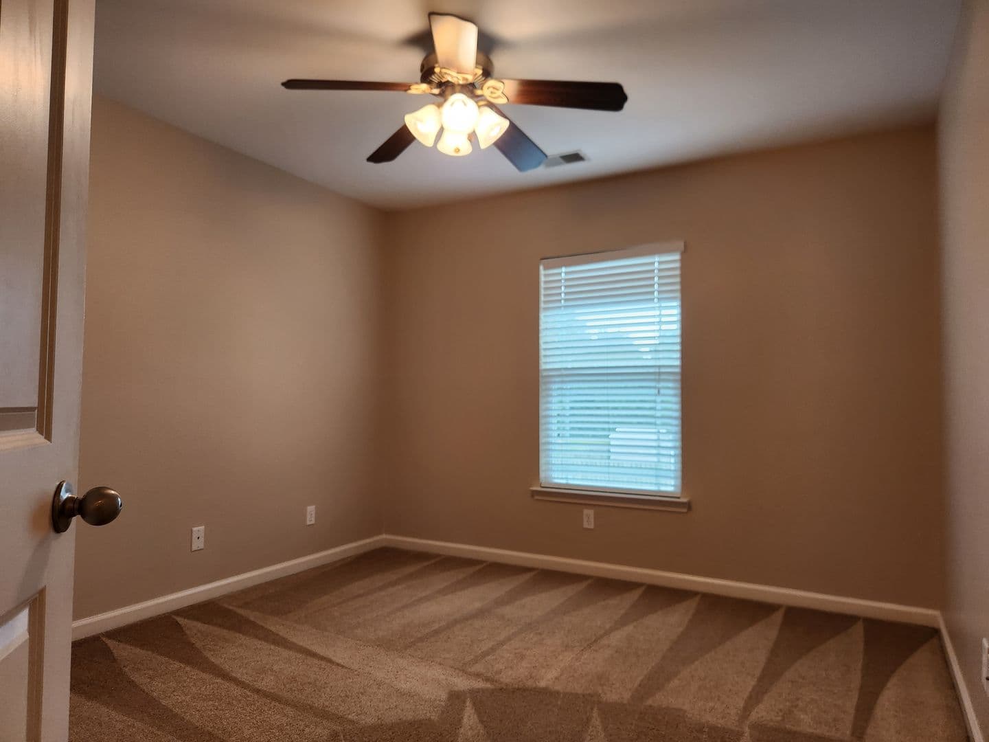 Savannah House: 1 Myrrh Circle