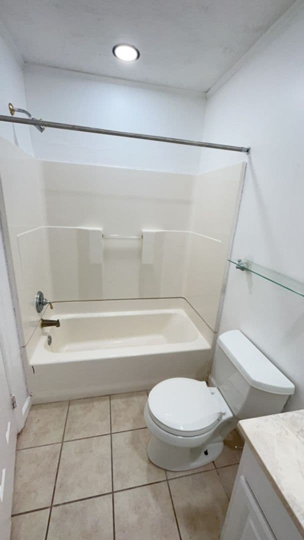 Savannah Townhome: 6501 Habersham Street