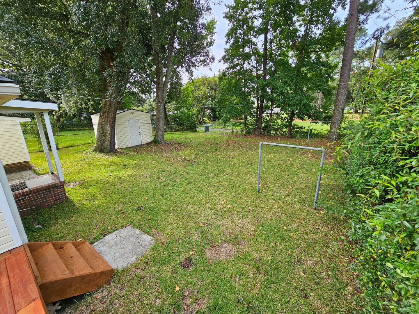 Savannah House: 303 Brandywine Rd