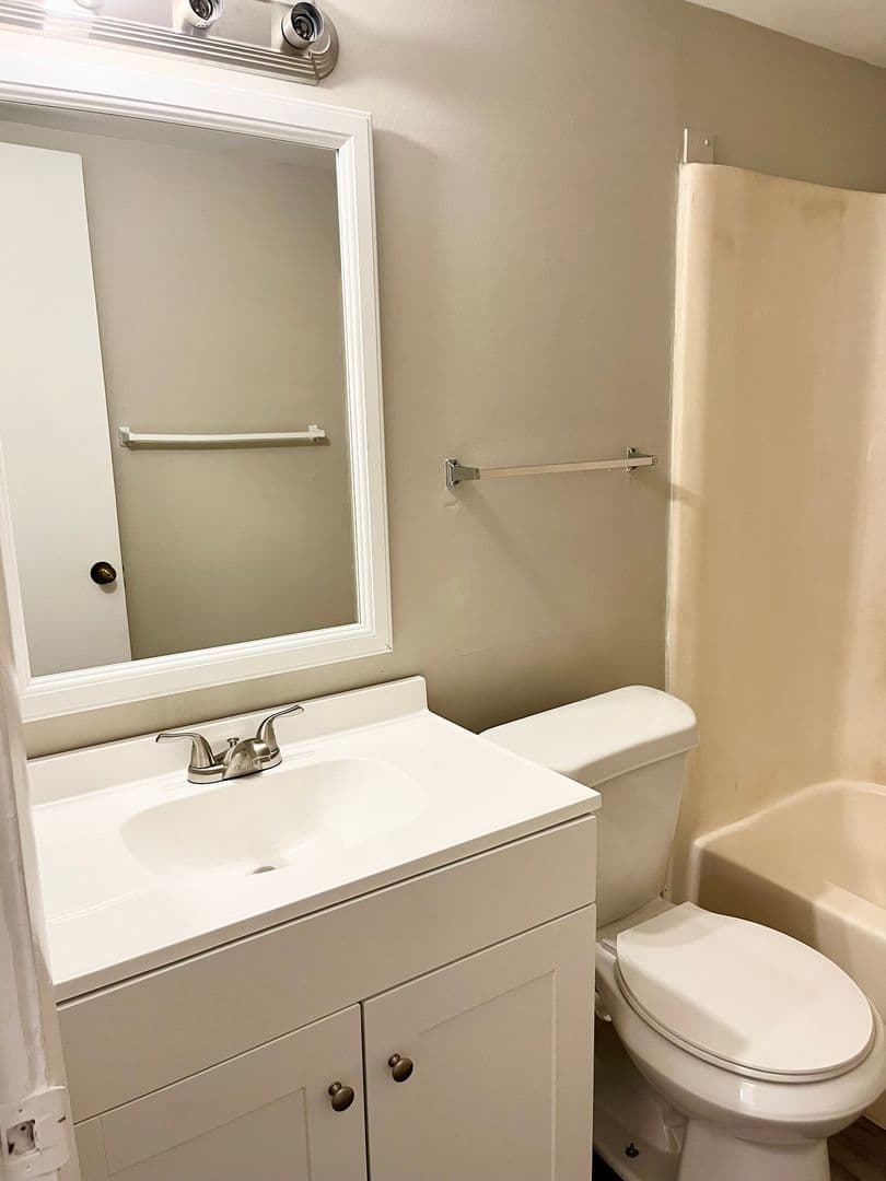 Savannah Condo: 12510 White Bluff Rd