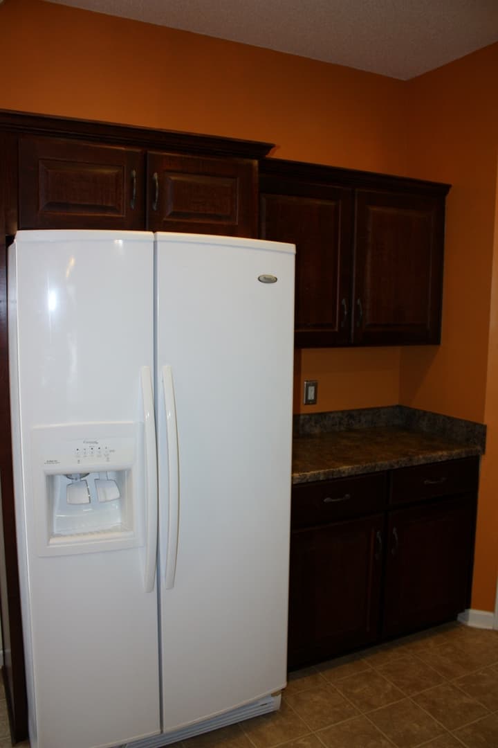 Savannah House: 8 Reese Way