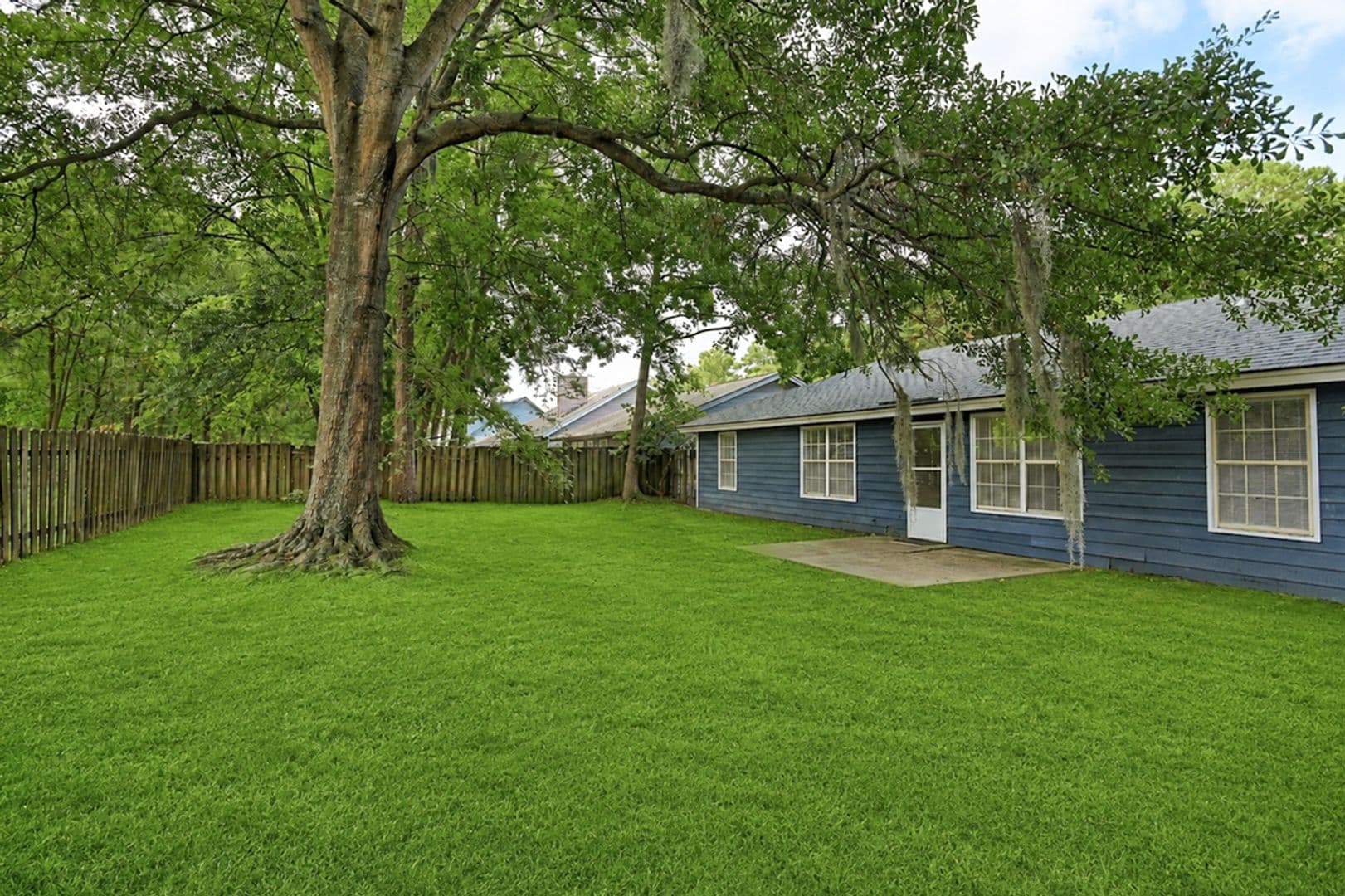 Savannah House: 32 Norwood Ct.