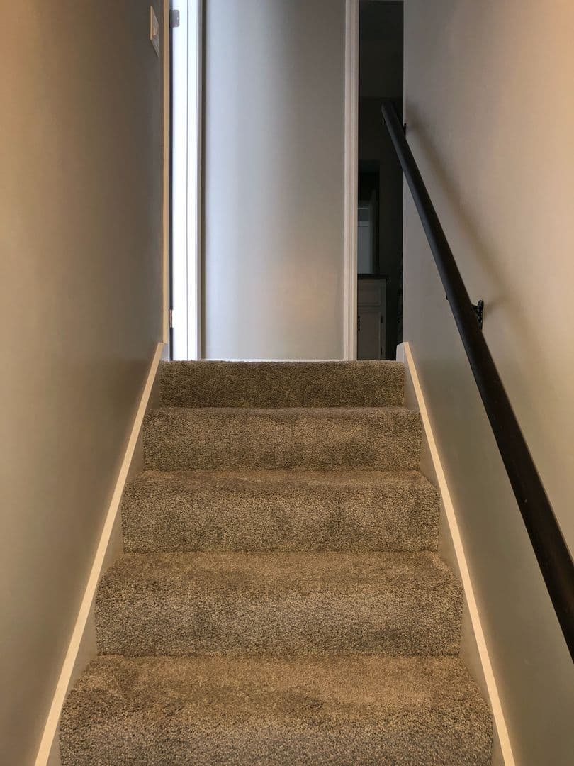 Savannah House: 118 Holland Park Circle