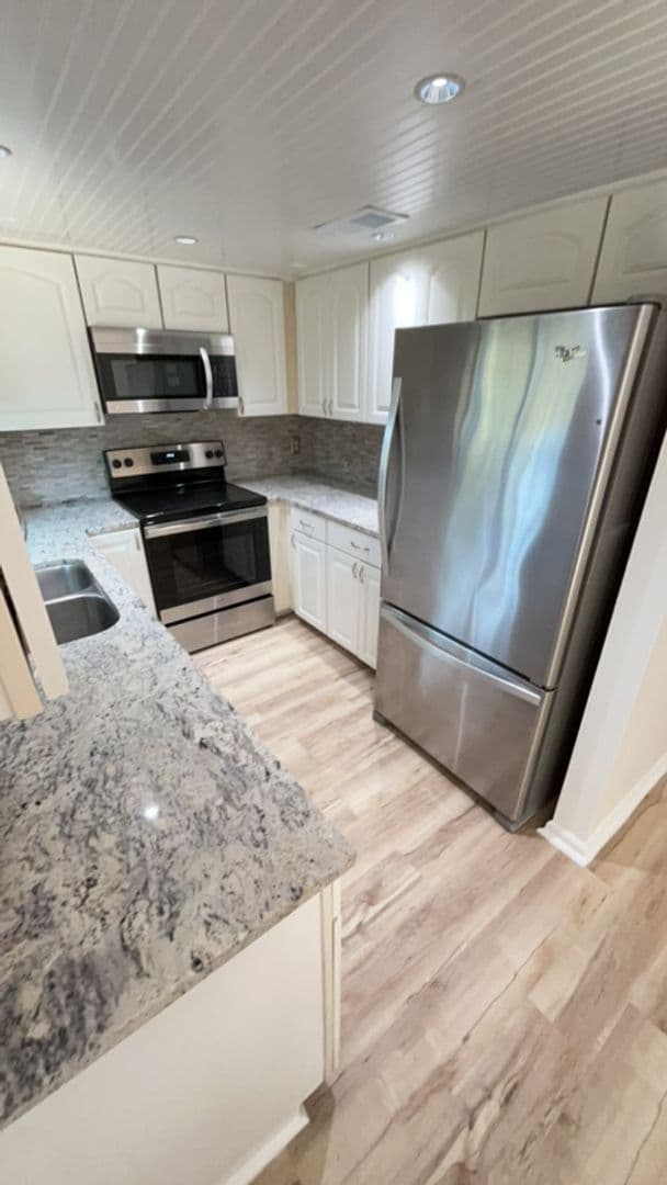 Savannah Townhome: 6501 Habersham Street