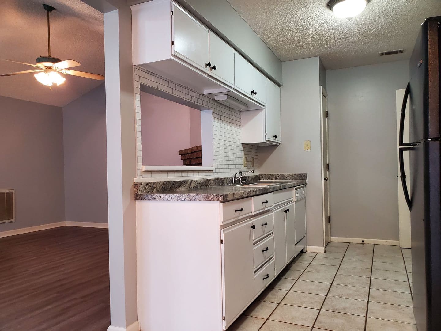 Savannah House: 1401 King George Blvd Unit 9