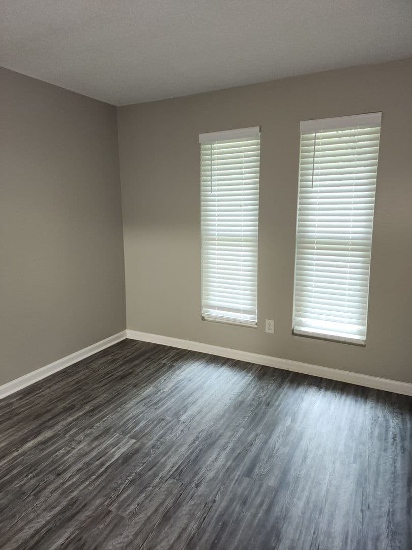 Savannah House: 1325 Whitfield Park Dr.