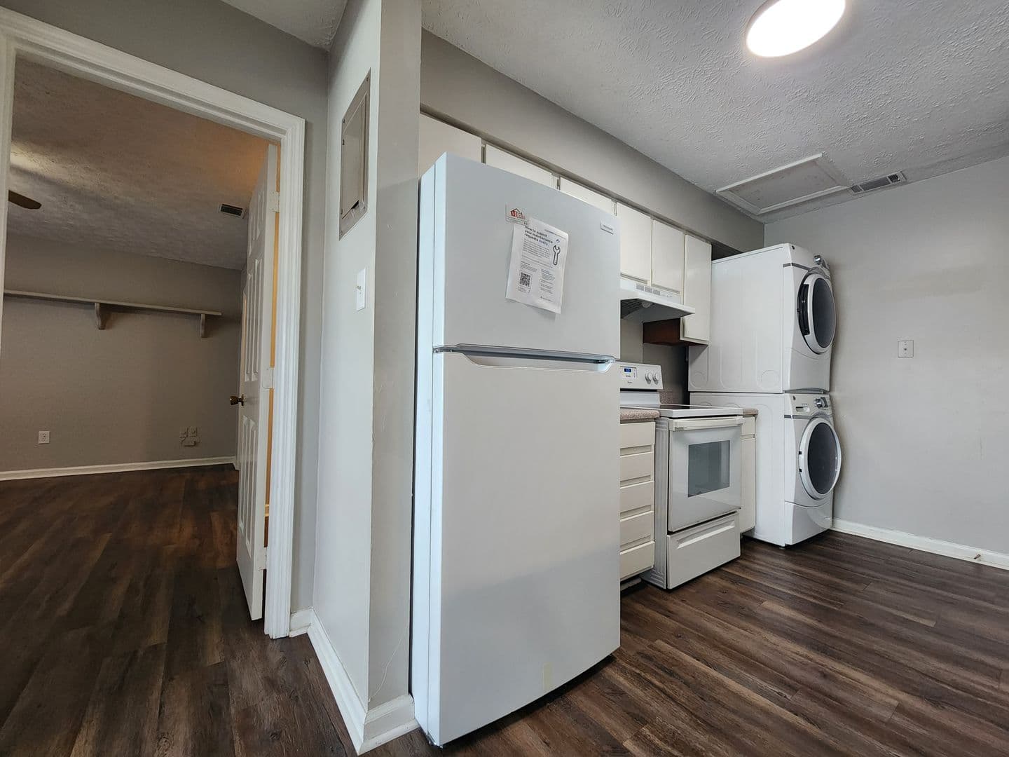 Savannah House: 1211 King George Blvd Unit 14