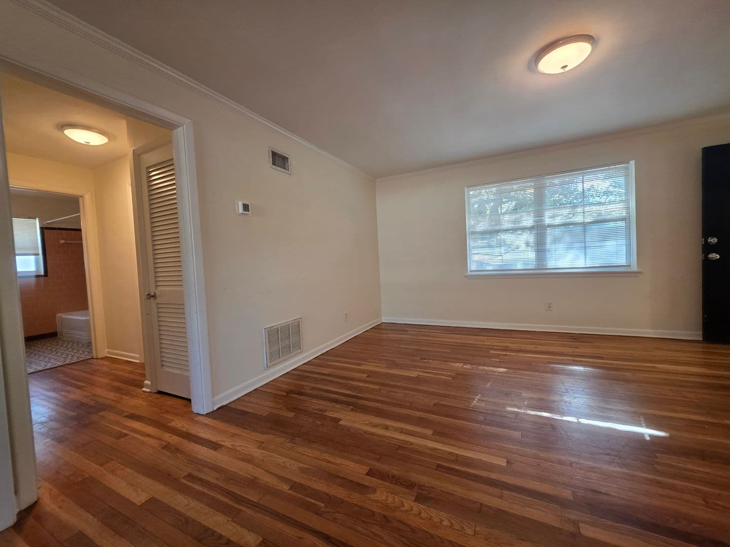 Savannah Apartment: 3601 Bull St