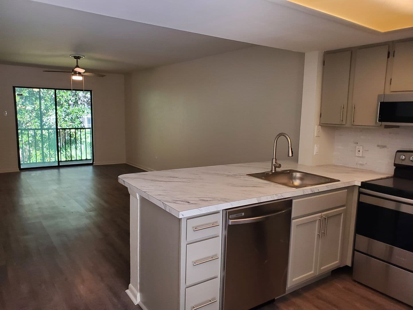 Savannah Condo: 12510 White Bluff Road,