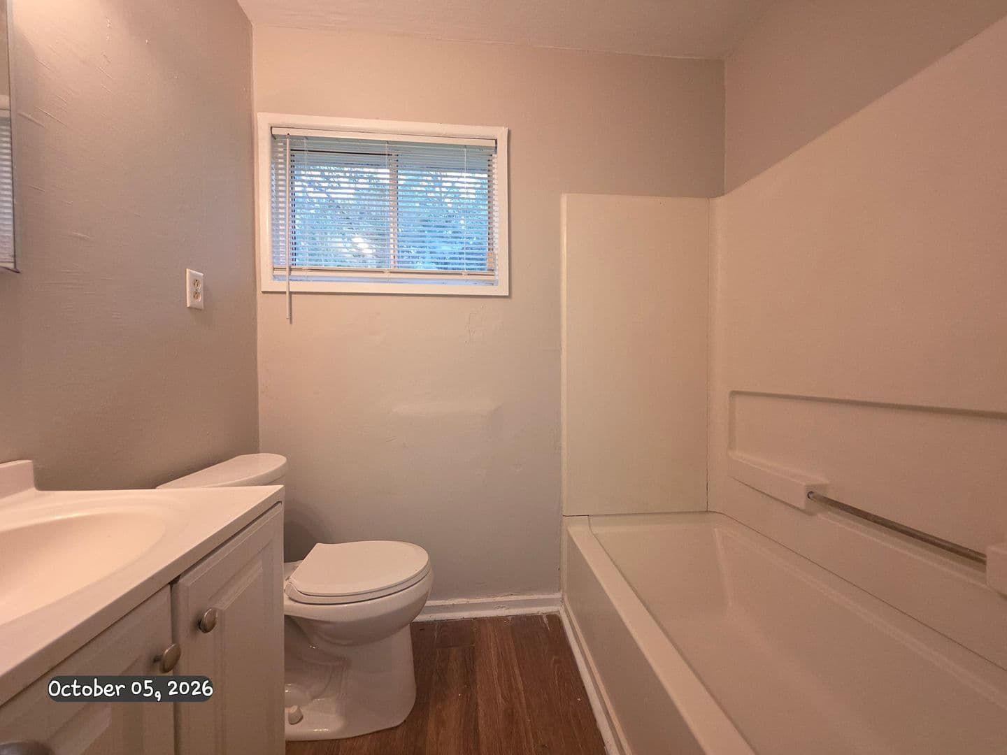 Savannah House: 2225 Vicksburg Dr.