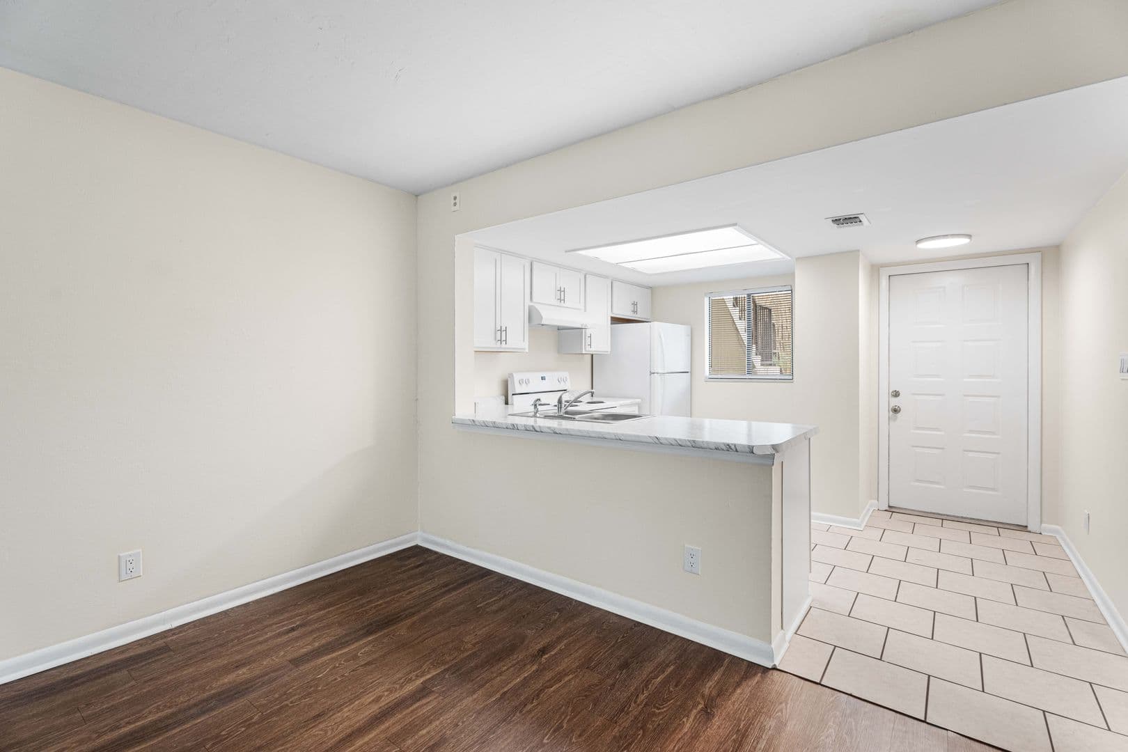 Savannah House: 12510 White Bluff Rd