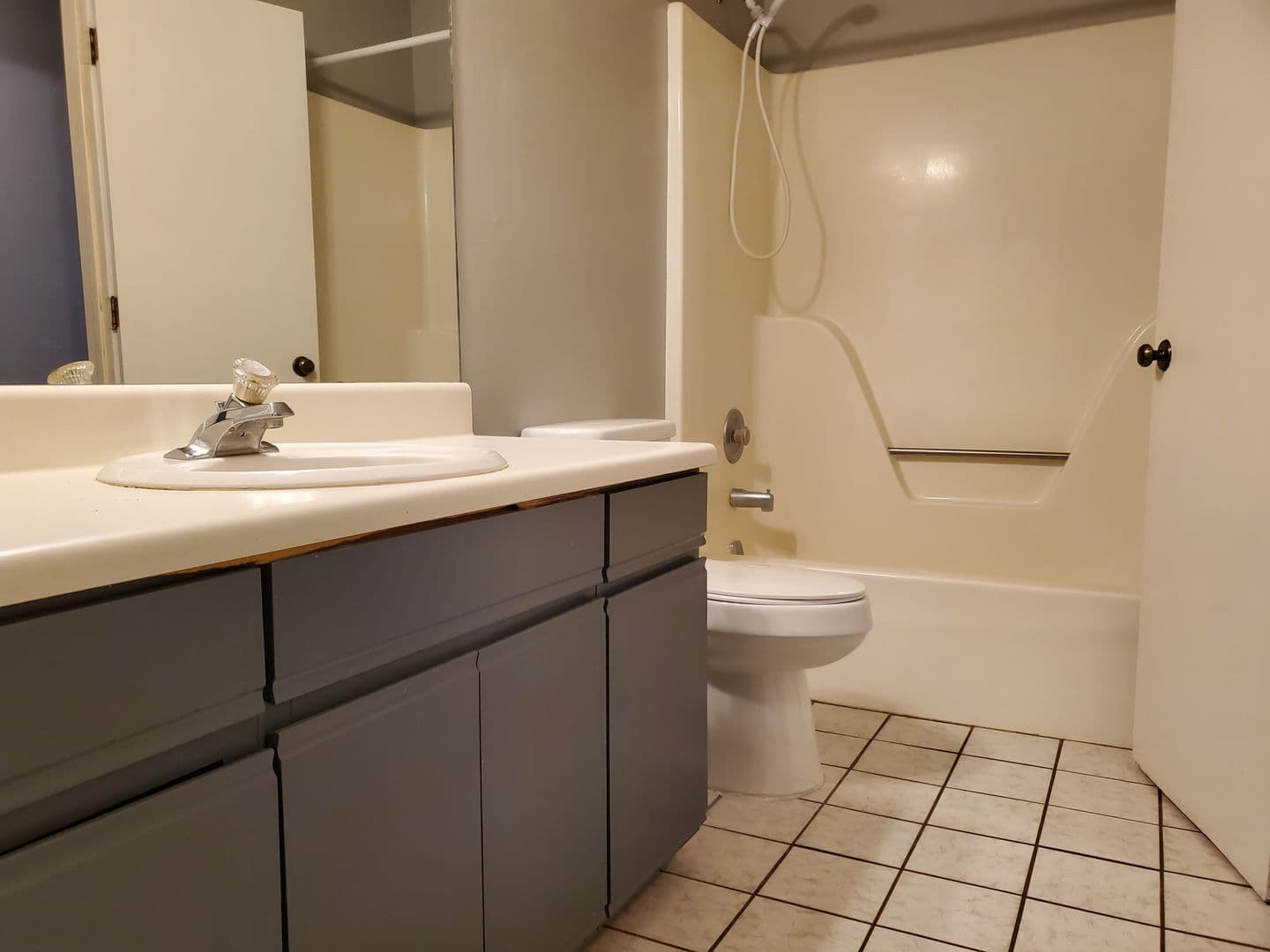 Savannah House: 1401 King George Blvd Unit 9