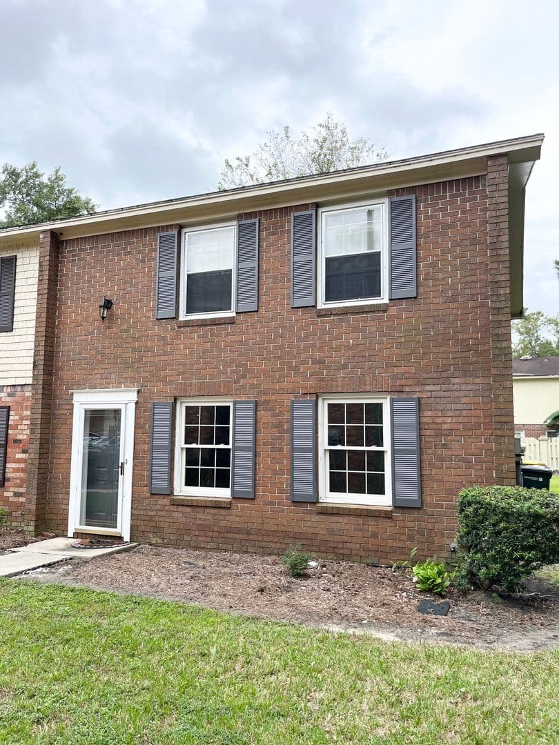 Savannah Townhome: 455 Mall Blvd
