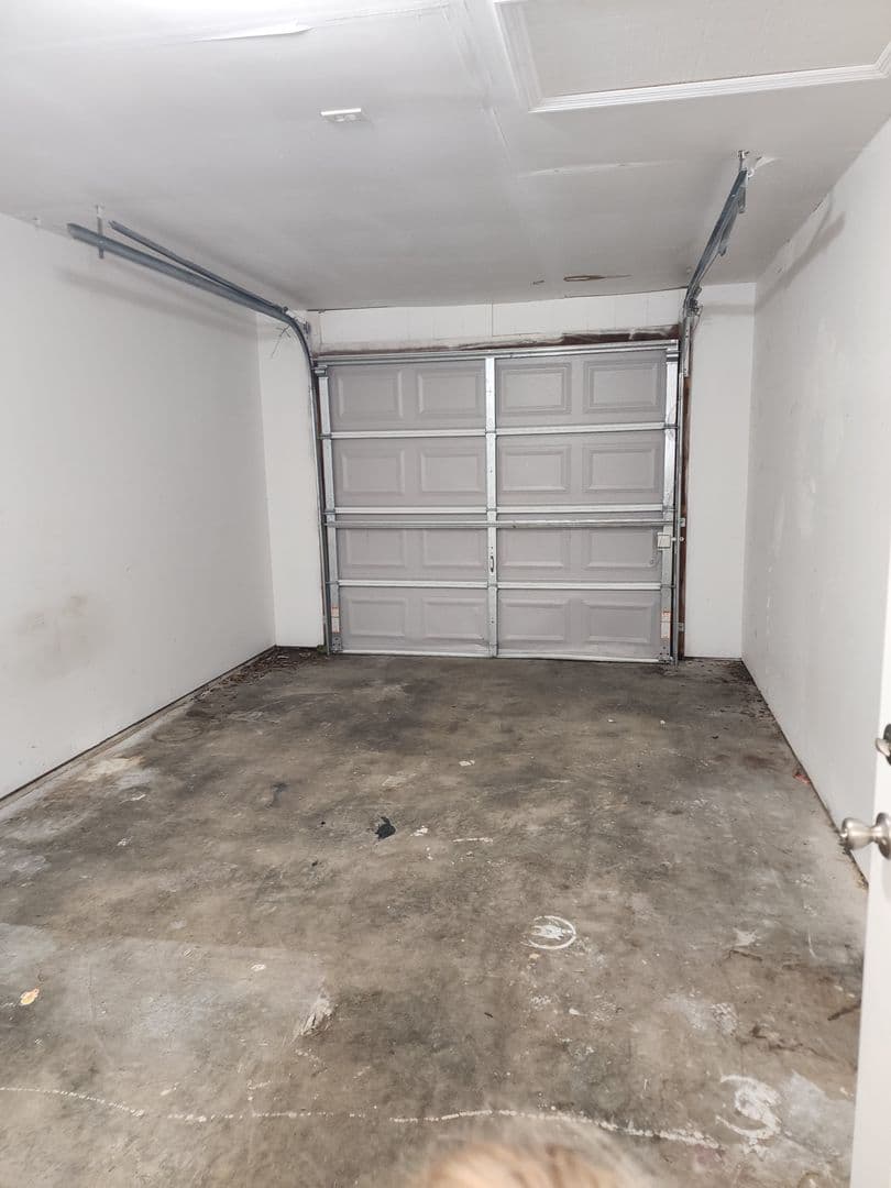Savannah House: 1325 Whitfield Park Dr.