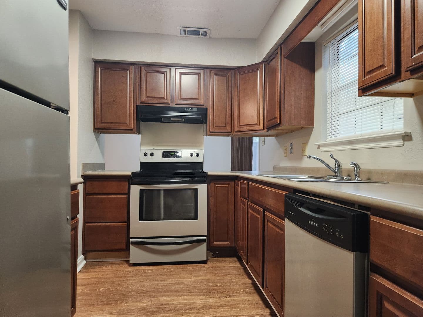 Savannah House: 140 Windmill Lane