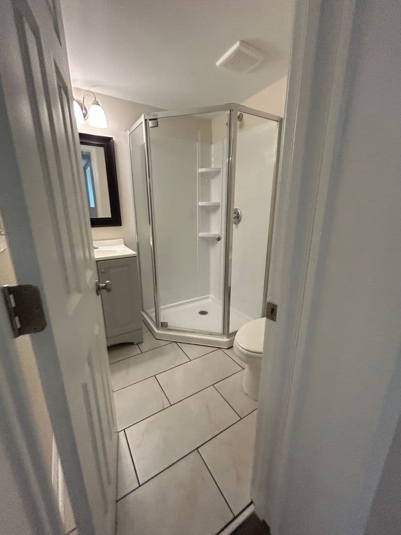 Savannah House: 5308 Jasmine Avenue