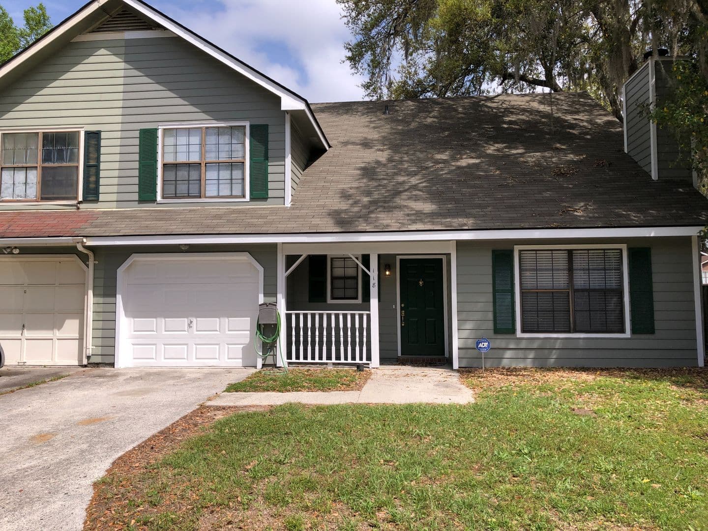 Savannah House: 118 Holland Park Circle