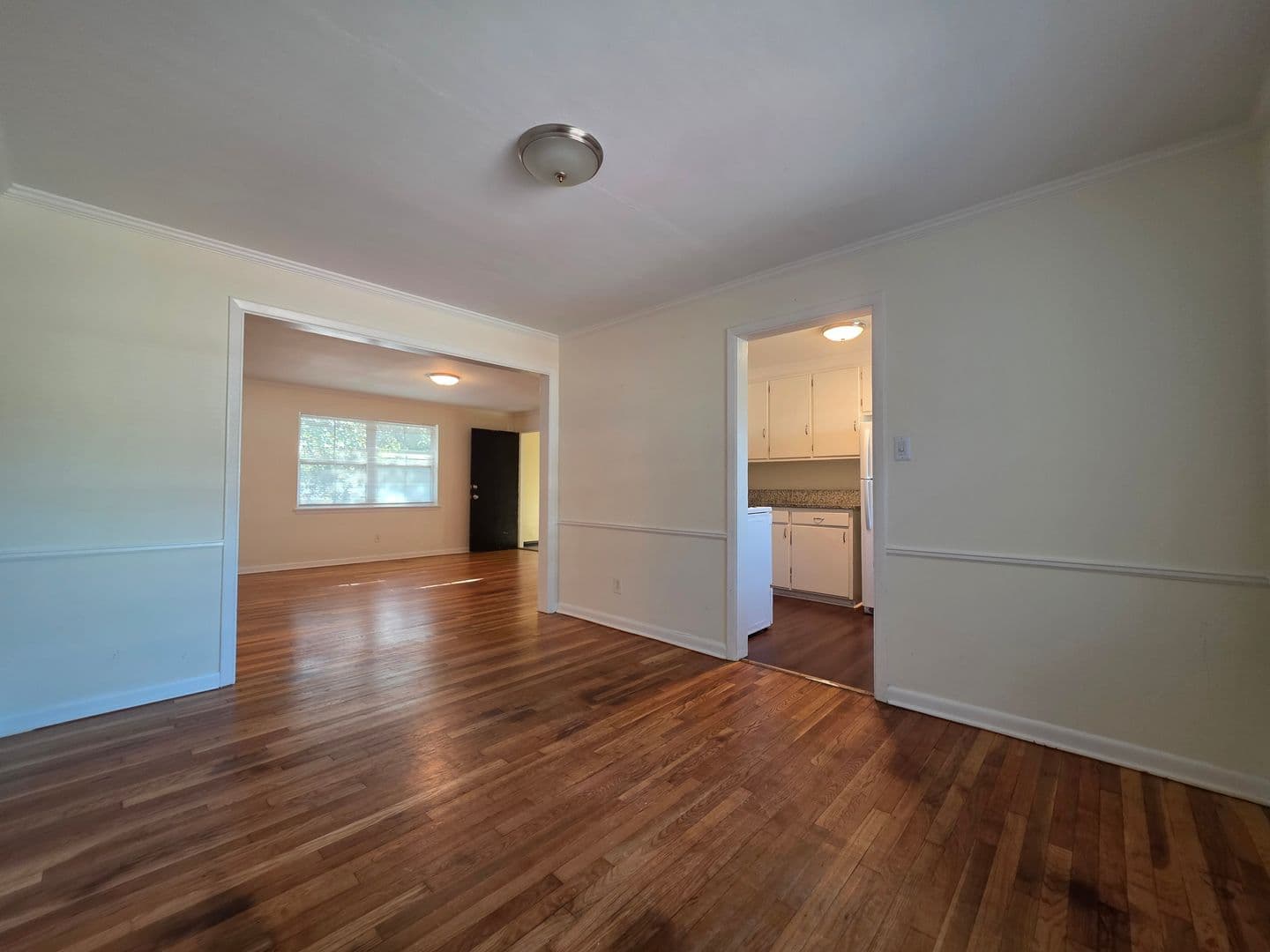 Savannah Apartment: 3601 Bull St