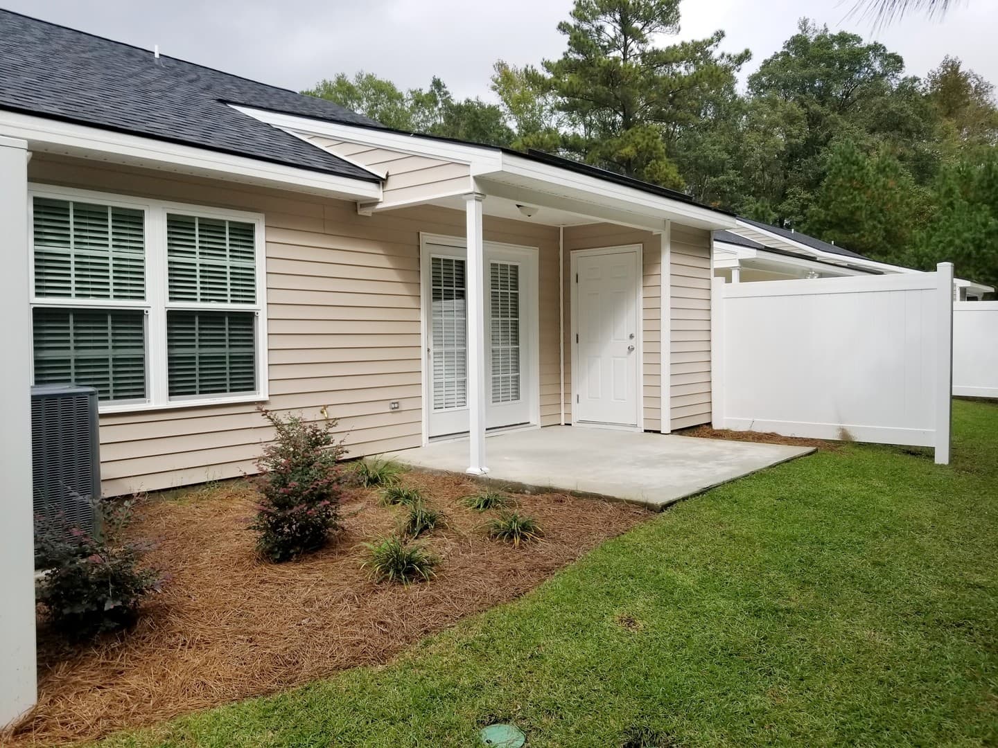 Savannah House: 55 Rivermoor Court