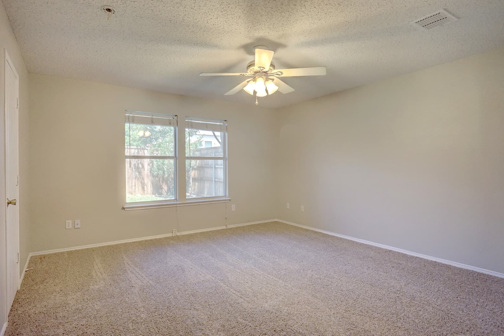 Fort Worth House: 6061 Arabian