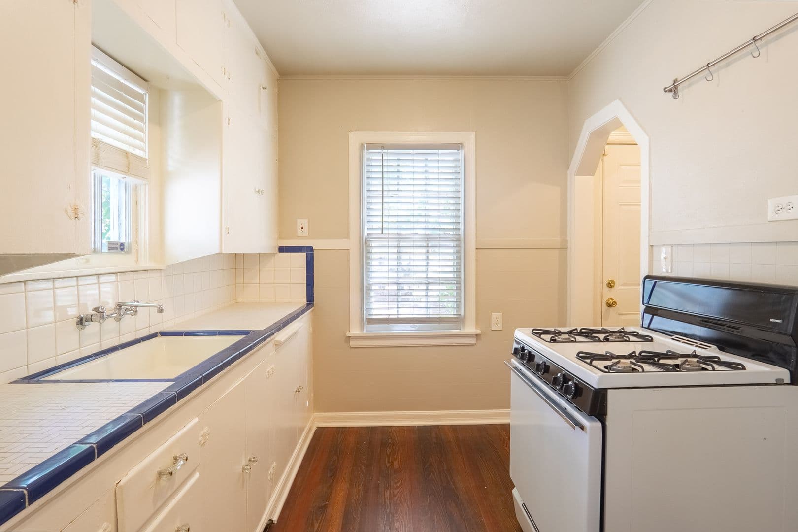 Fort Worth Apartment: 3245 8th Avenue & 1558 W Shaw Dr