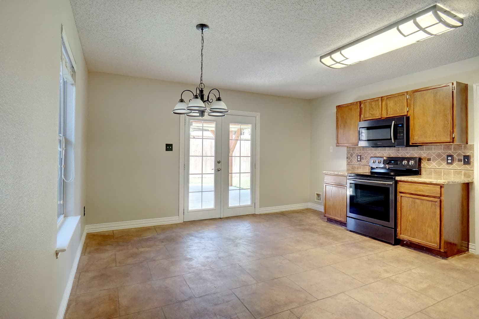 Fort Worth House: 6061 Arabian