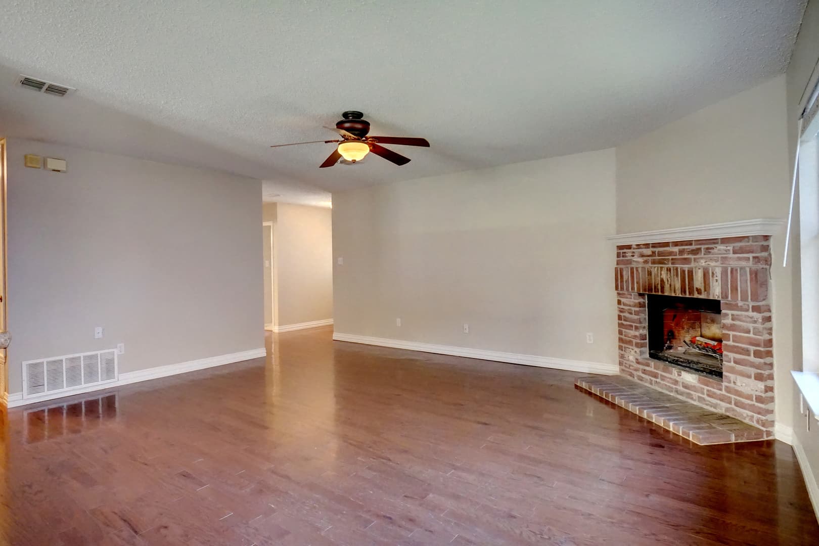 Fort Worth House: 6061 Arabian