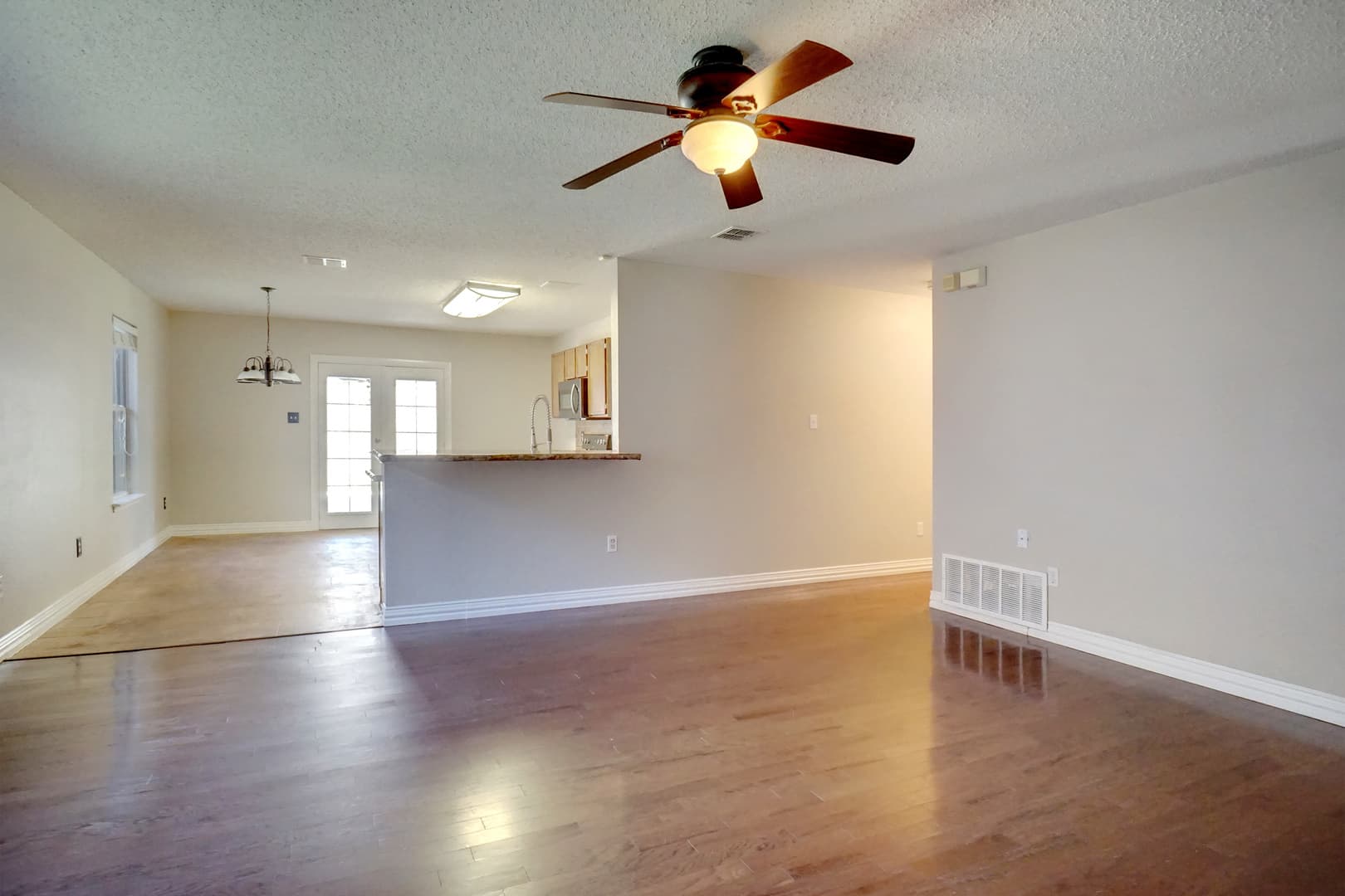 Fort Worth House: 6061 Arabian