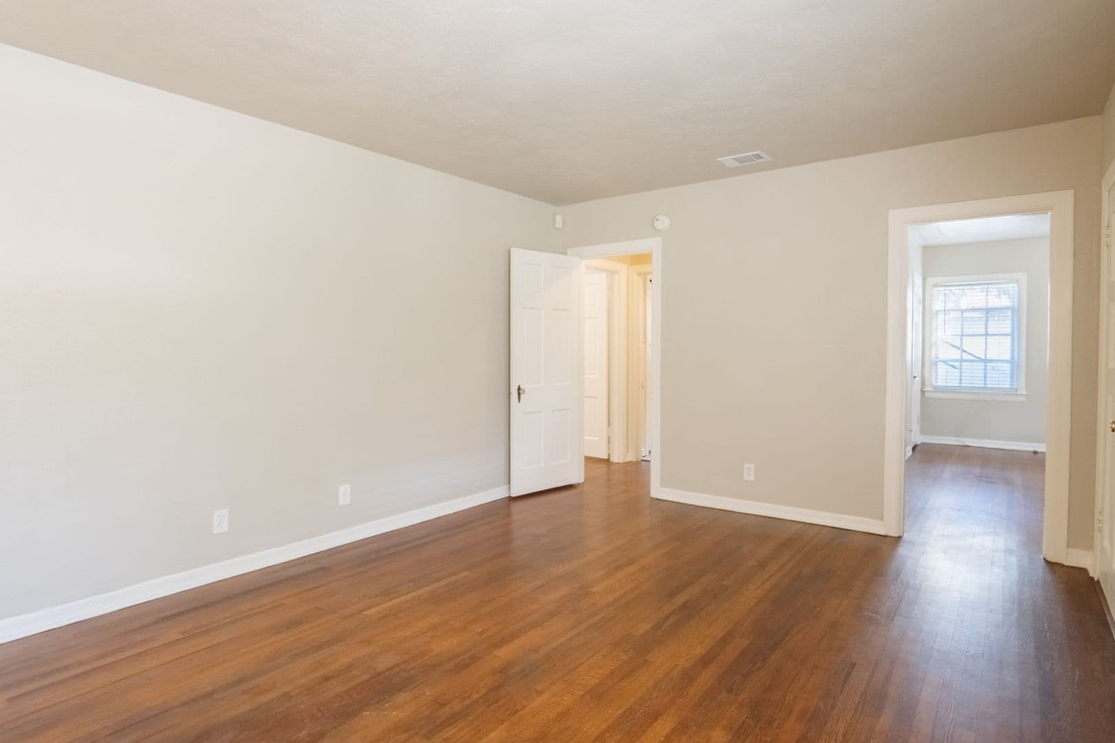 Fort Worth Apartment: 3245 8th Avenue & 1558 W Shaw Dr