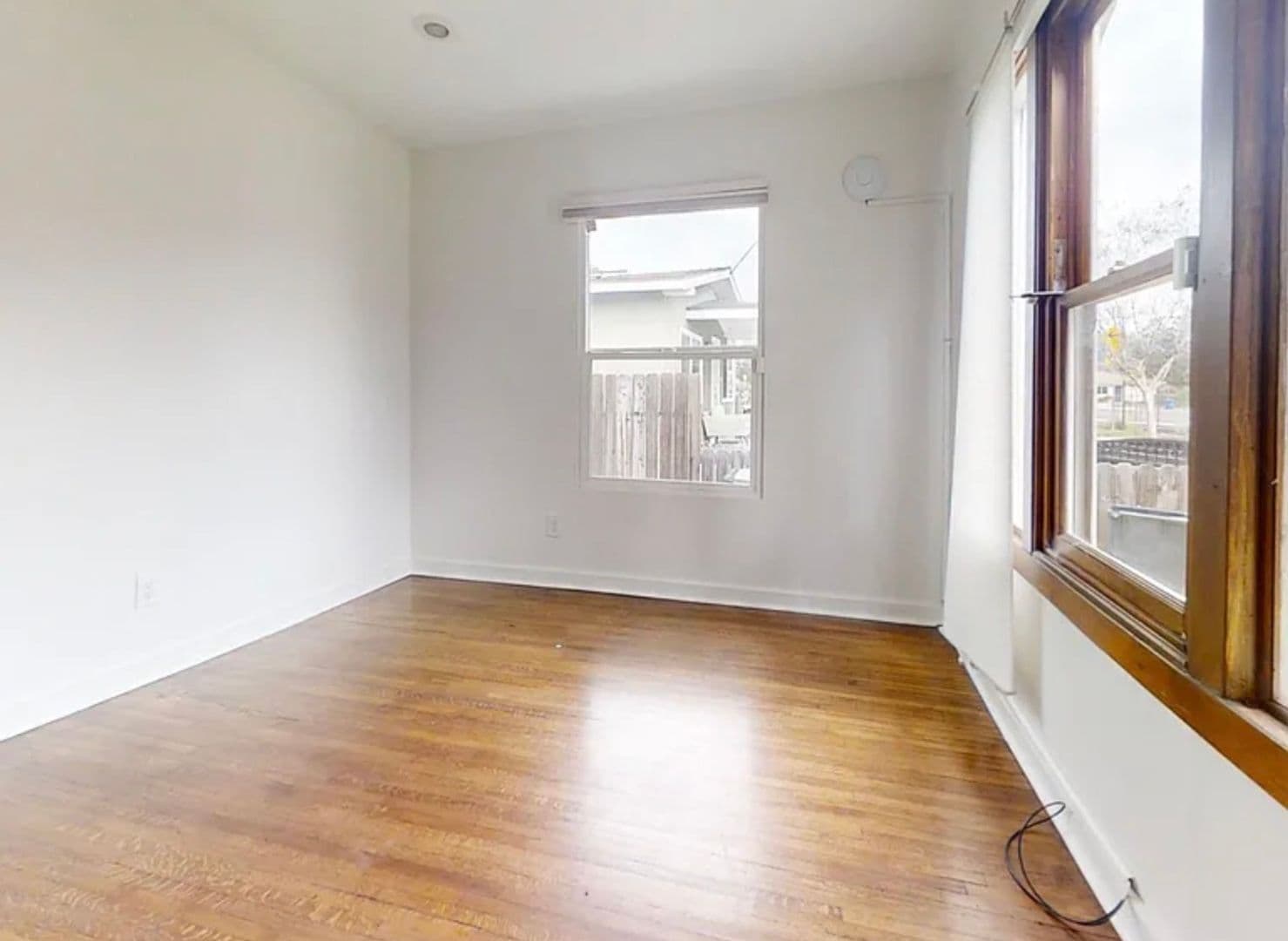 Los Angeles Apartment: 3629 Marmion Way