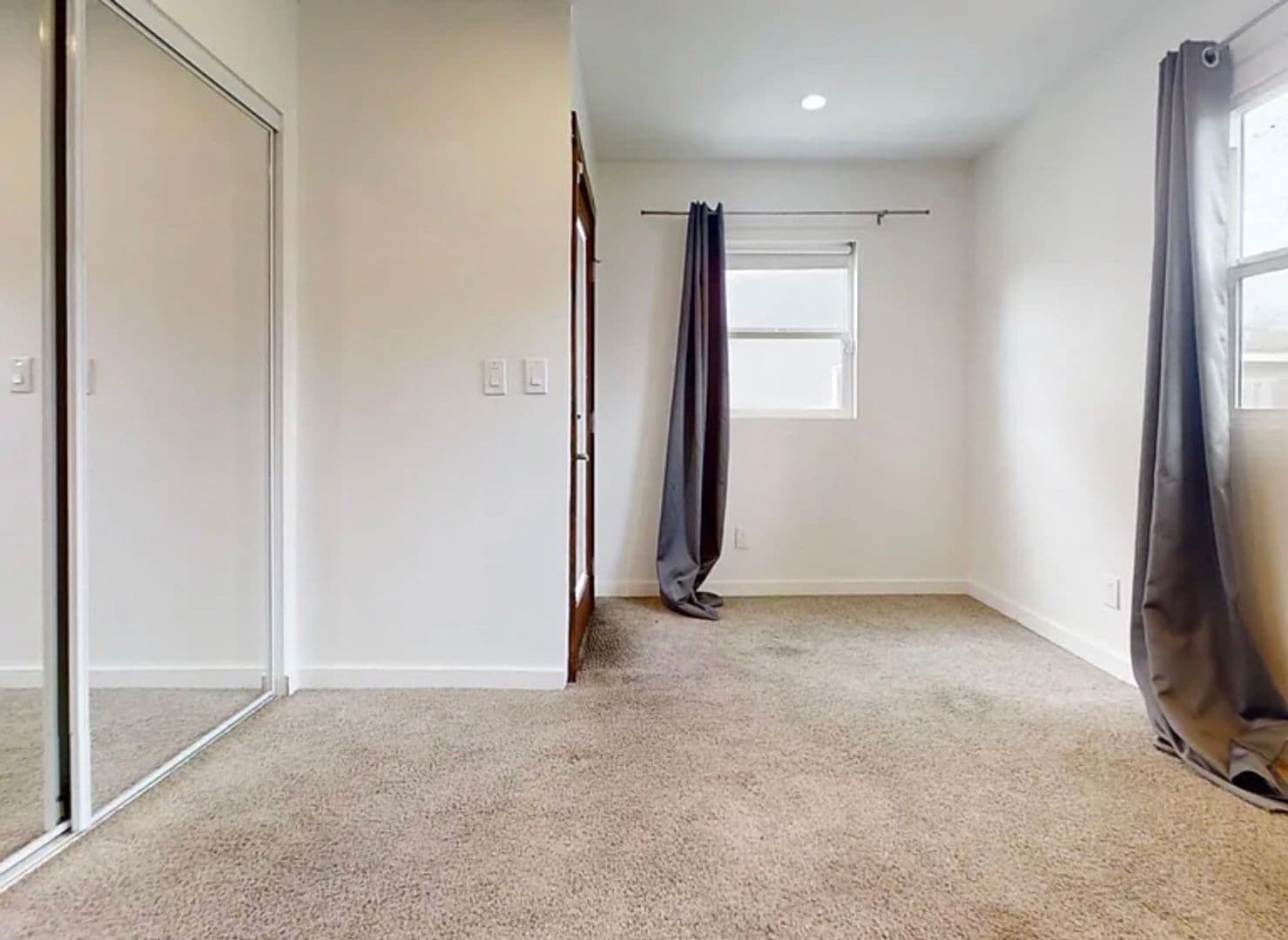 Los Angeles Apartment: 3629 Marmion Way
