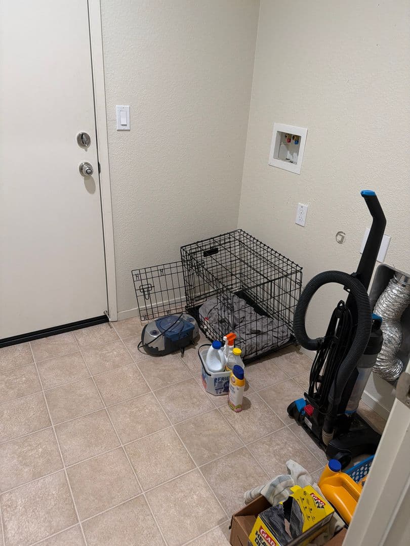 MERCED House: 276 PAIGE CT