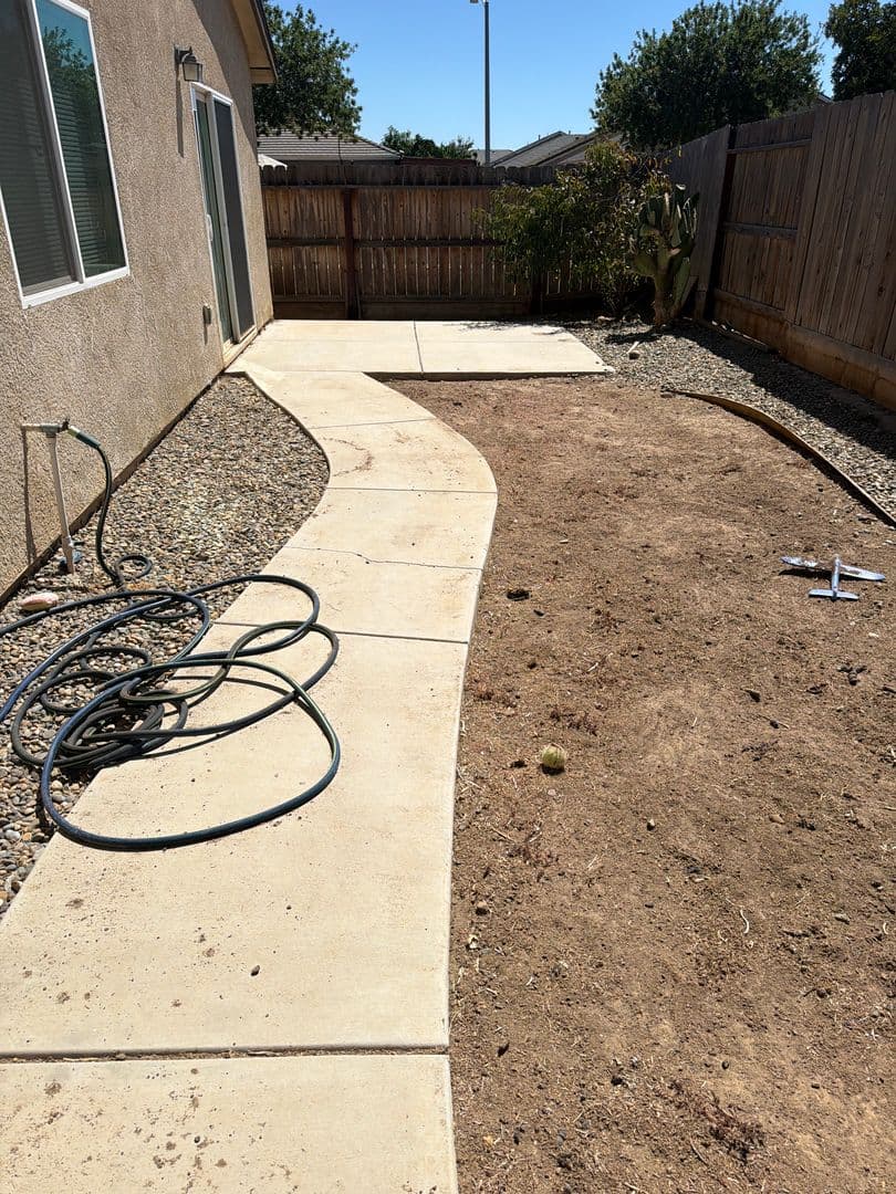 MERCED House: 276 PAIGE CT