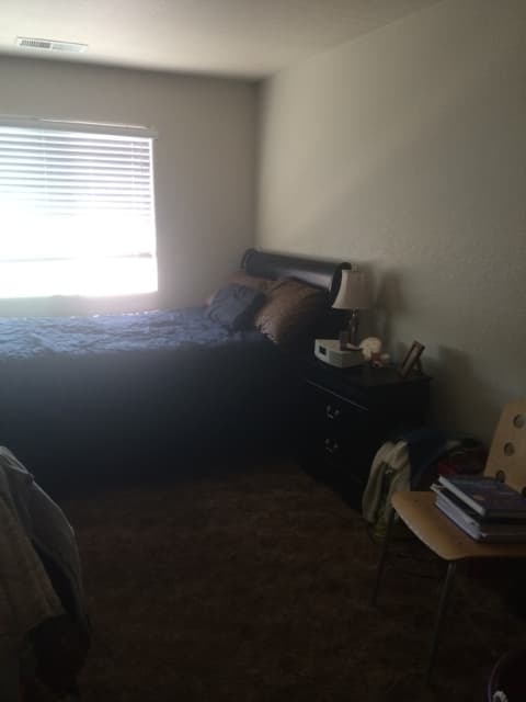 Los Banos House: 245 F St.