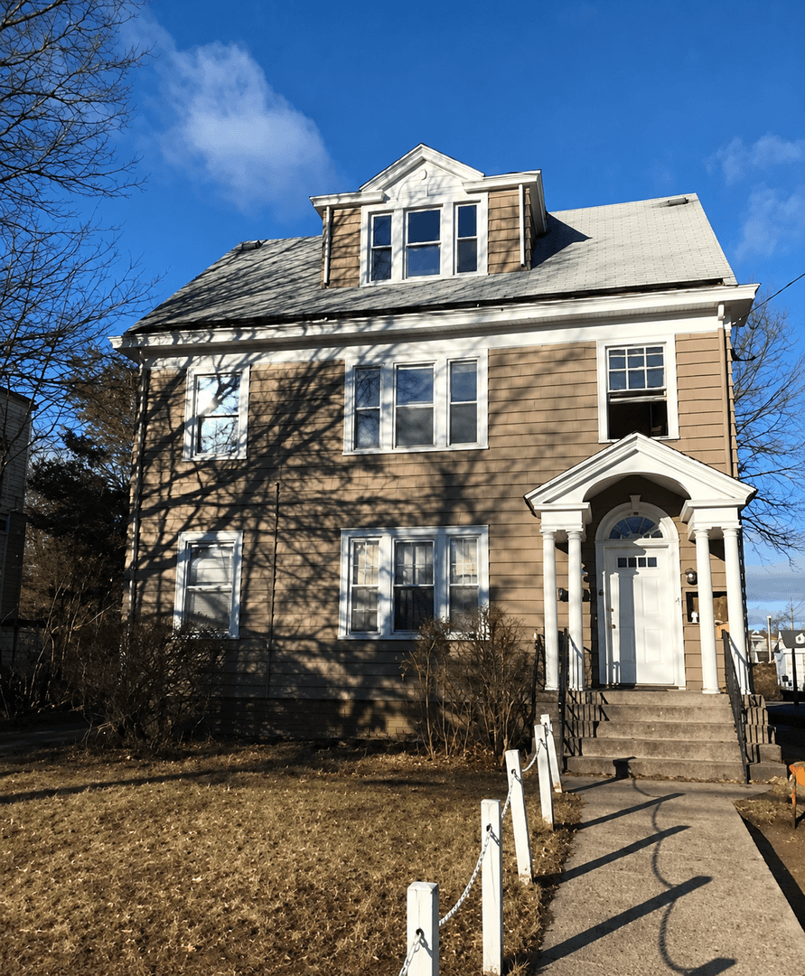 New Haven Apartment: 98 Sherman Avenue
